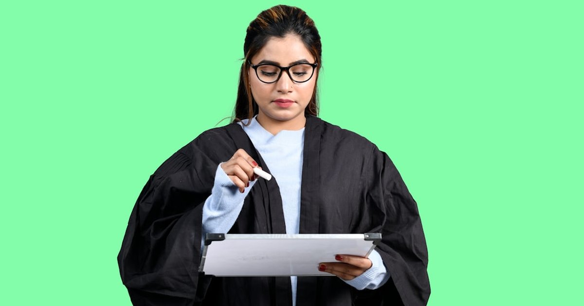Tu abogado no necesita todo: qué papeles pedir primero